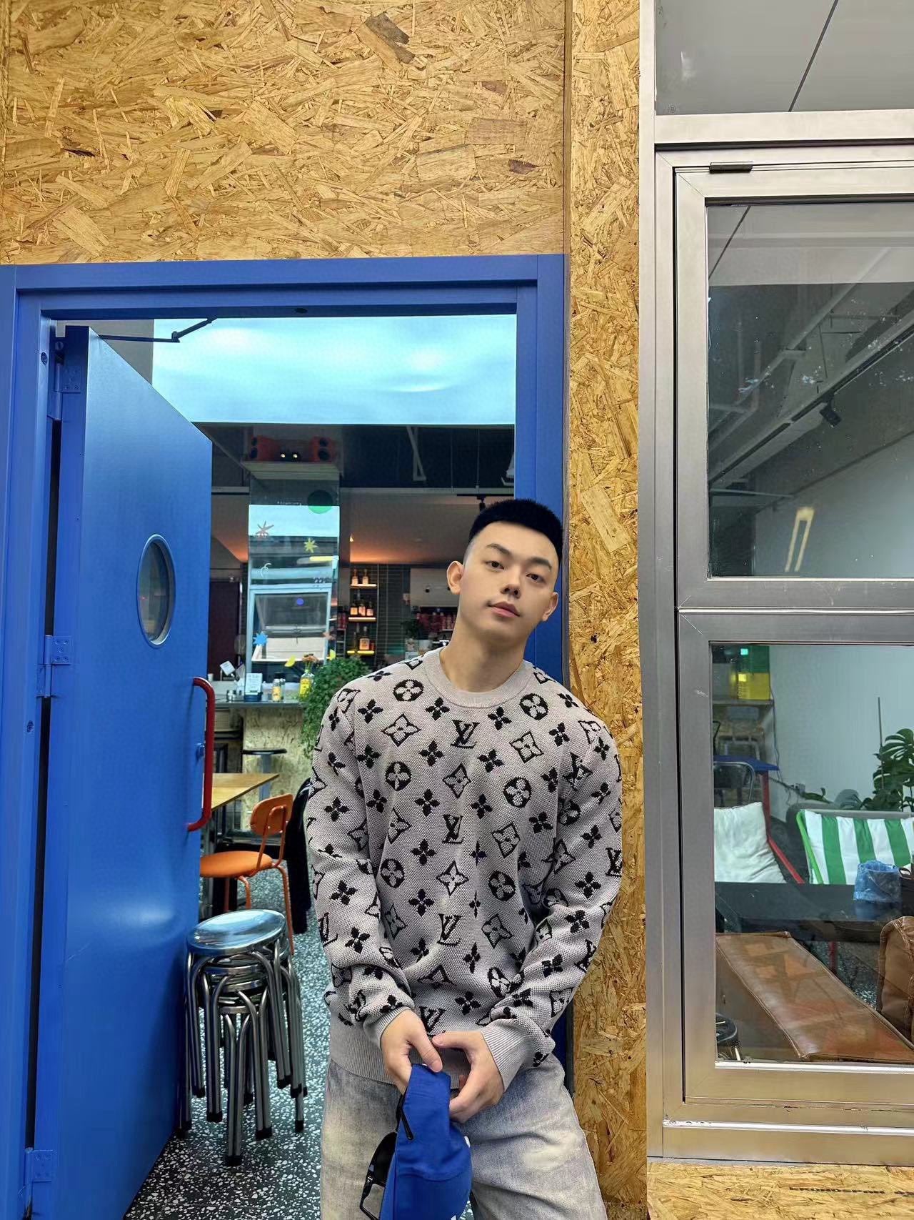 LuxluxHouse Best Quality Clothes Hoodie & Sweater Louis Vuitton