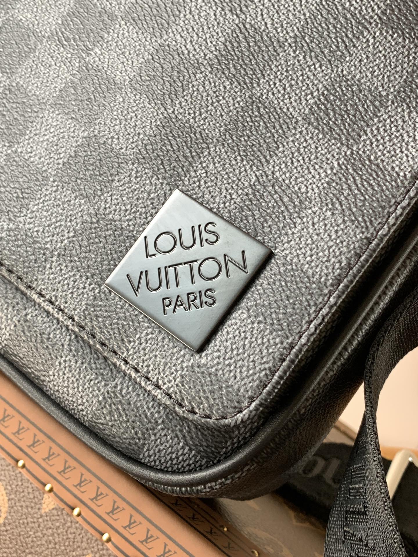 LuxluxHouse Best Quality Bags Louis Vuitton Men