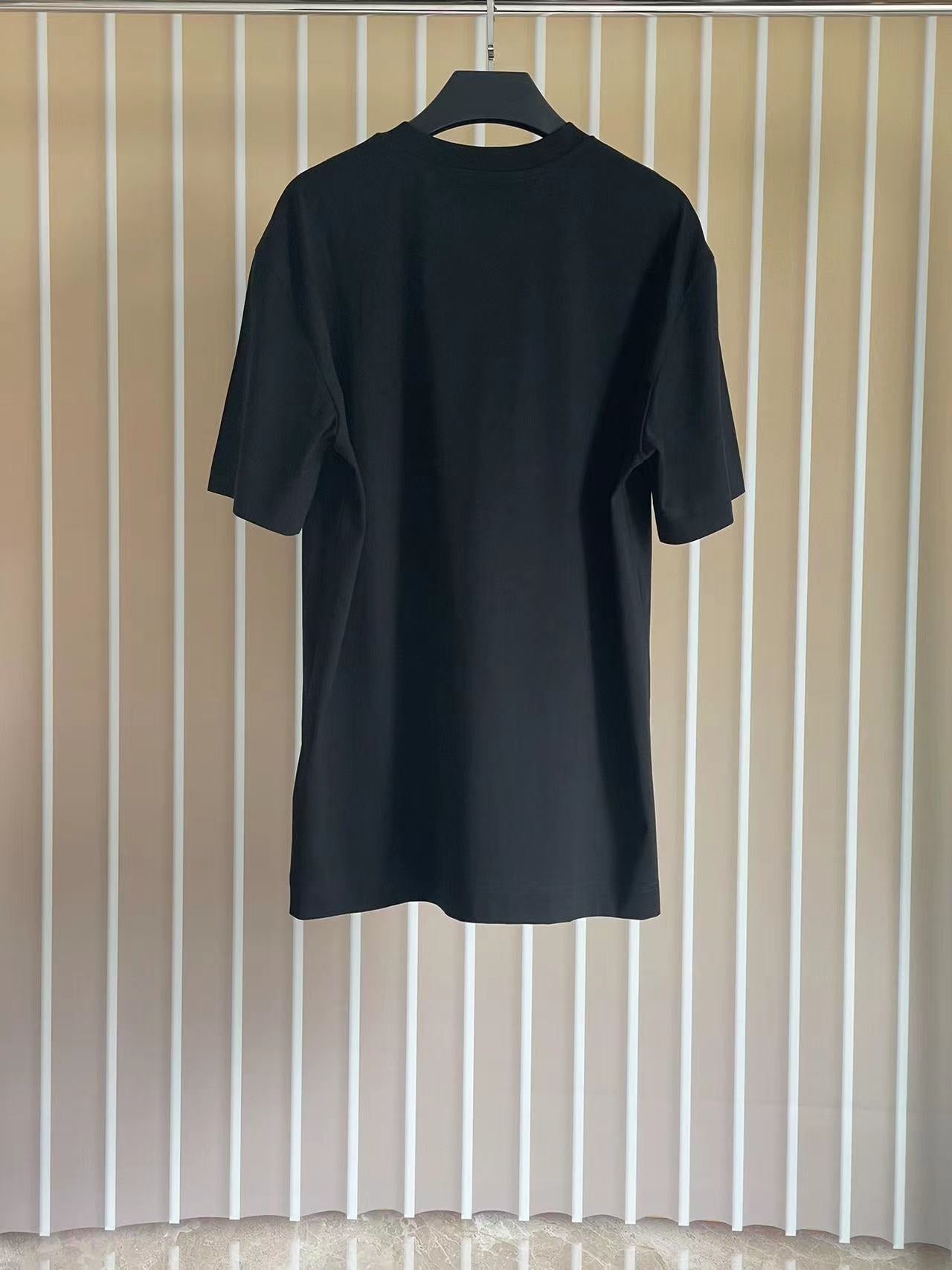 LuxluxHouse Best Quality Clothes Givenchy T-shirt