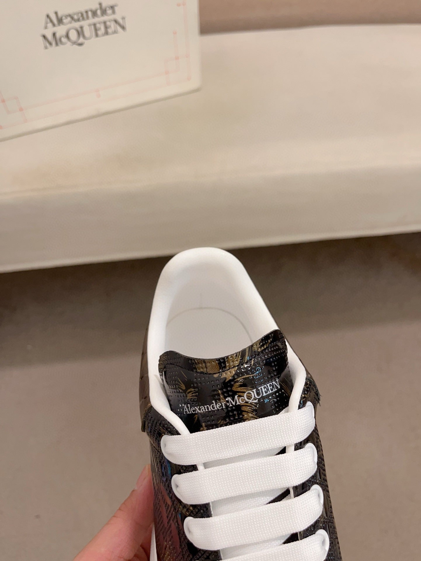 LuxluxHouse Best Quality Shoes Alexander McQueen