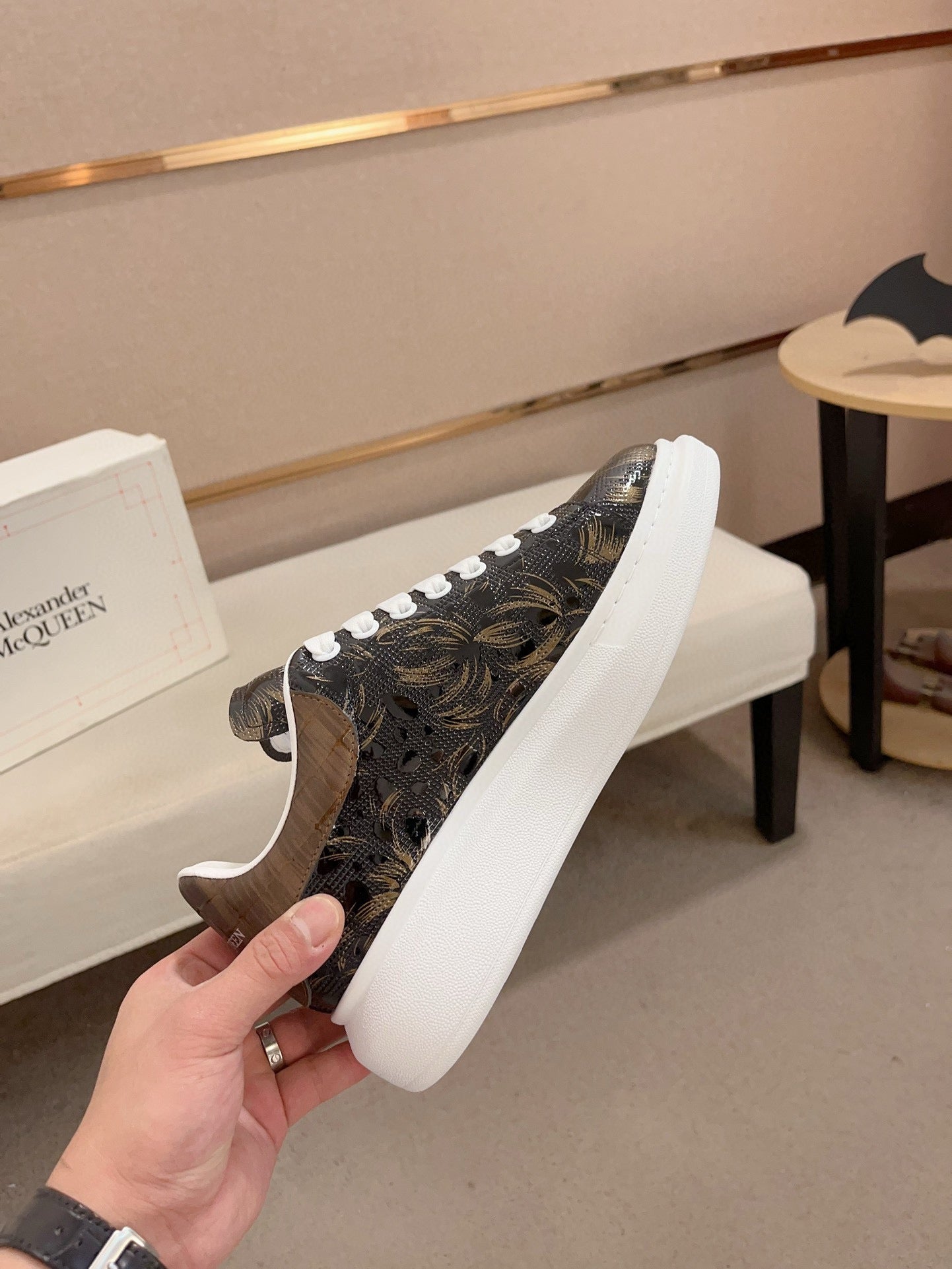 LuxluxHouse Best Quality Shoes Alexander McQueen
