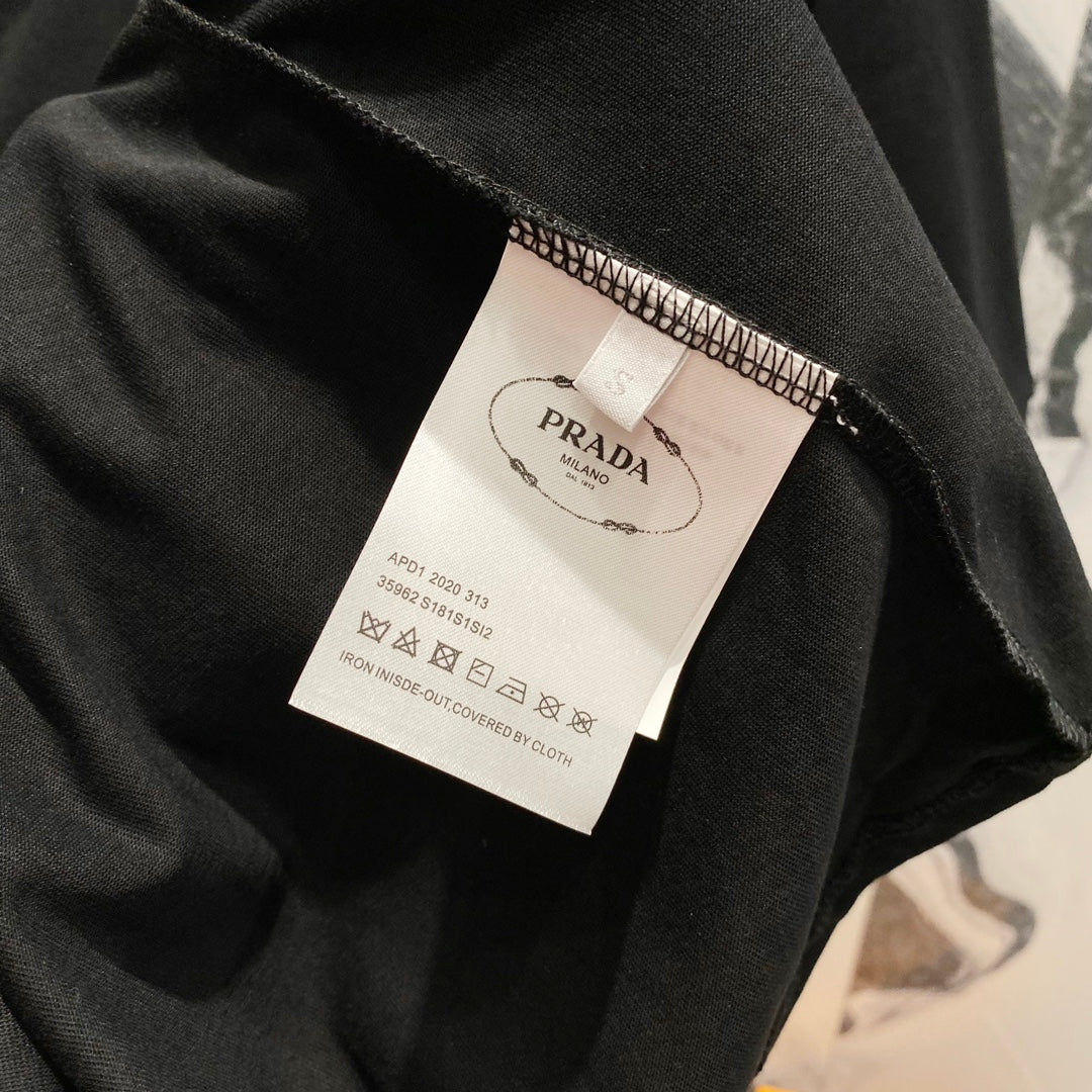 LuxluxHouse Best Quality Clothes T-shirt Prada