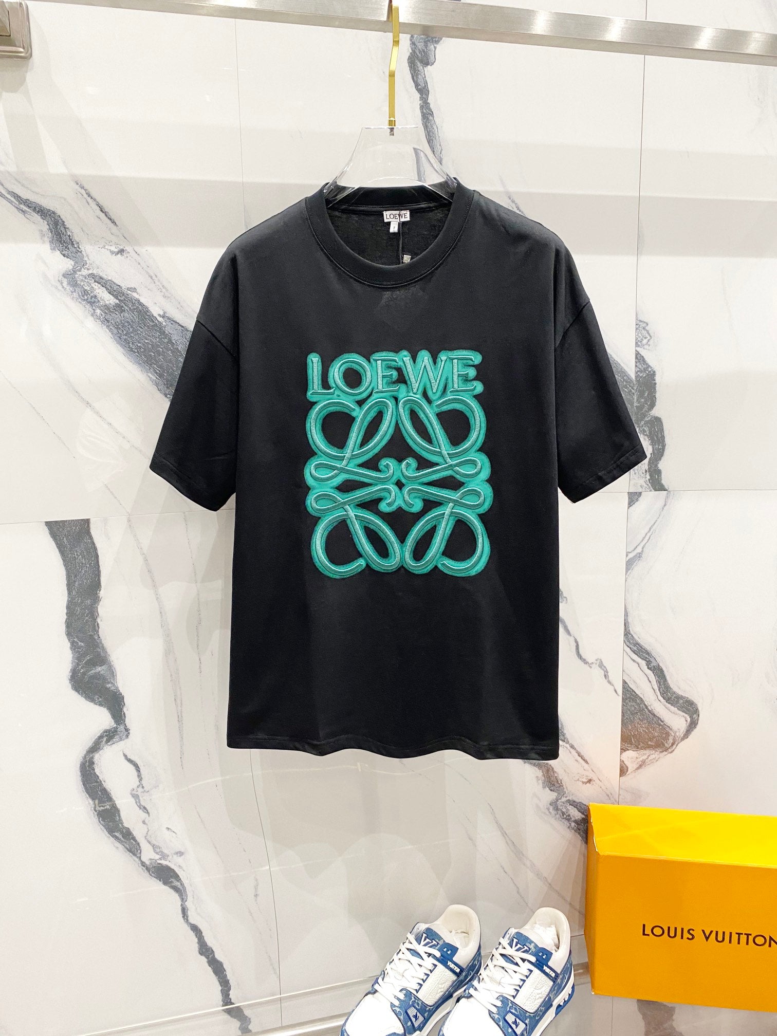 LuxluxHouse Best Quality Clothes T-shirt Loewe