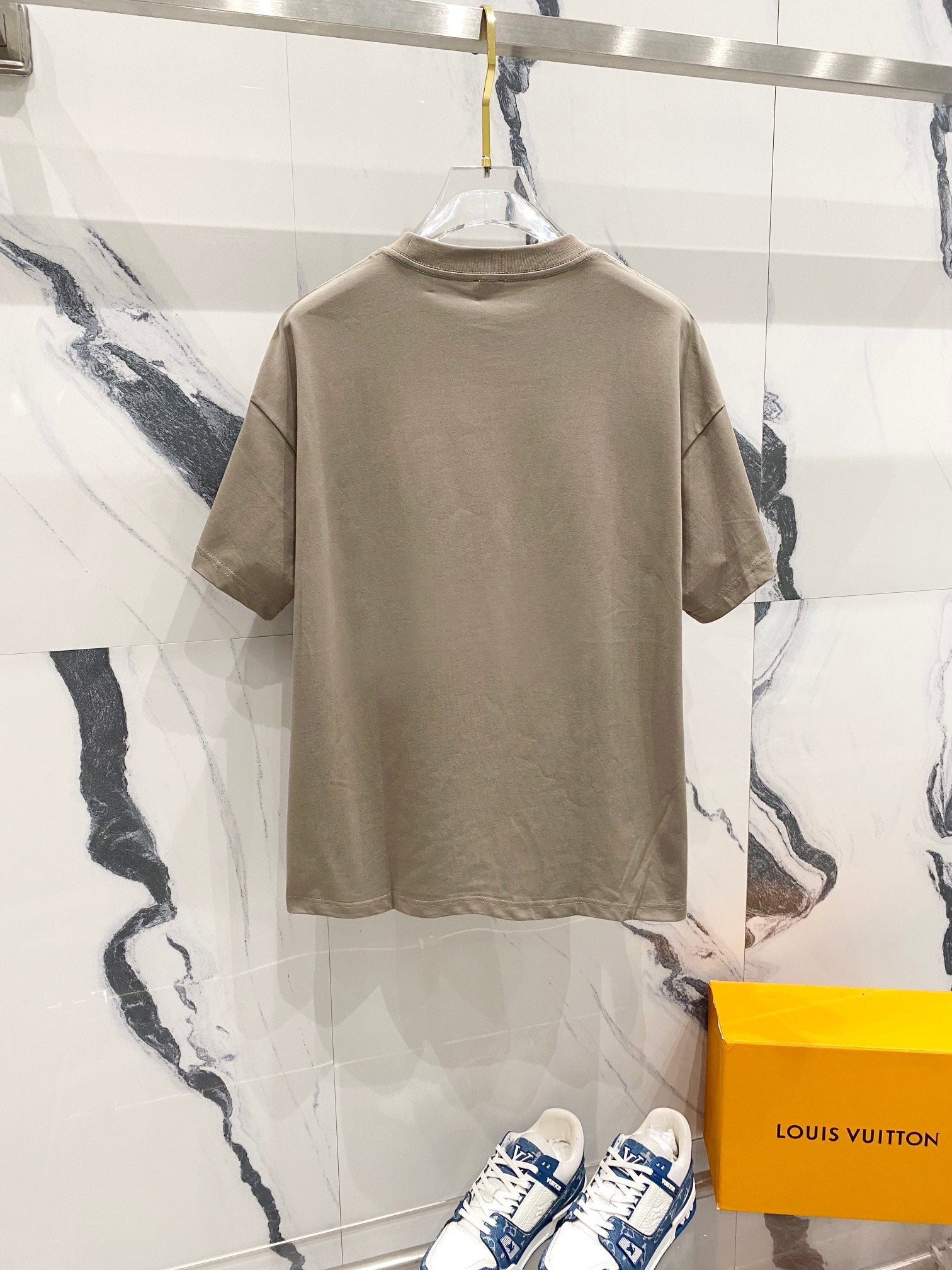 LuxluxHouse Best Quality Clothes T-shirt Loewe