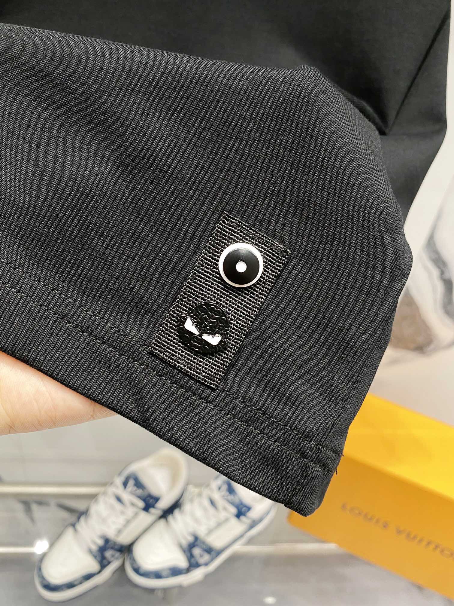 LuxluxHouse Best Quality Clothes Fendi T-shirt