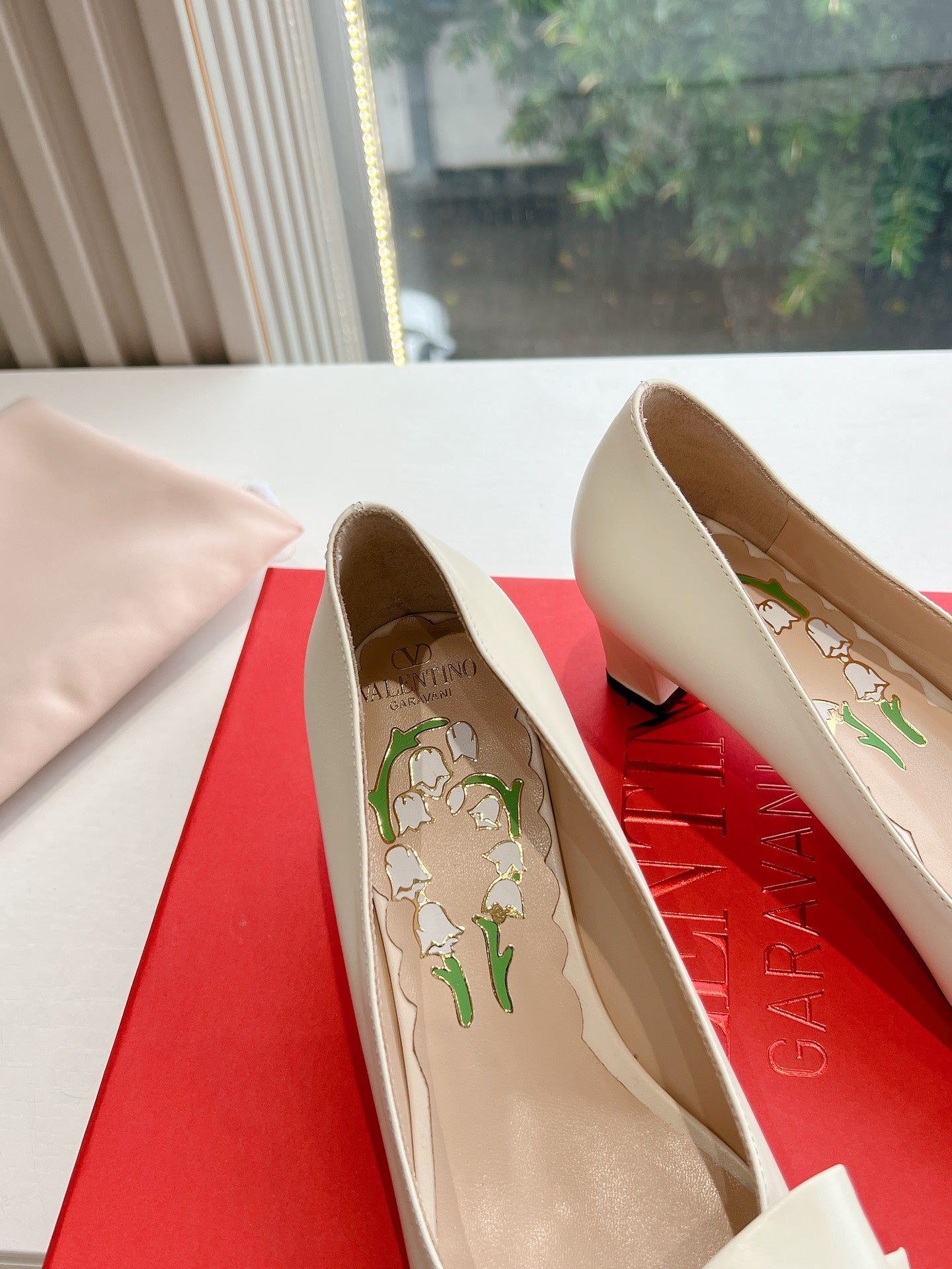 LuxluxHouse Best Quality Valentino Women Shoes