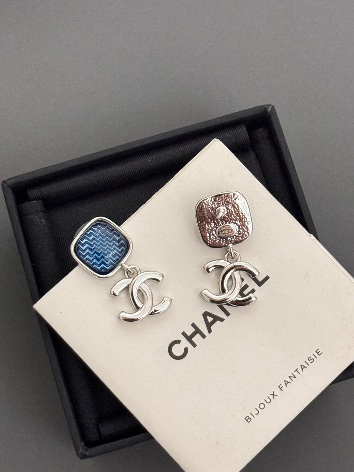 LuxluxHouse Best Quality Accessories Chanel