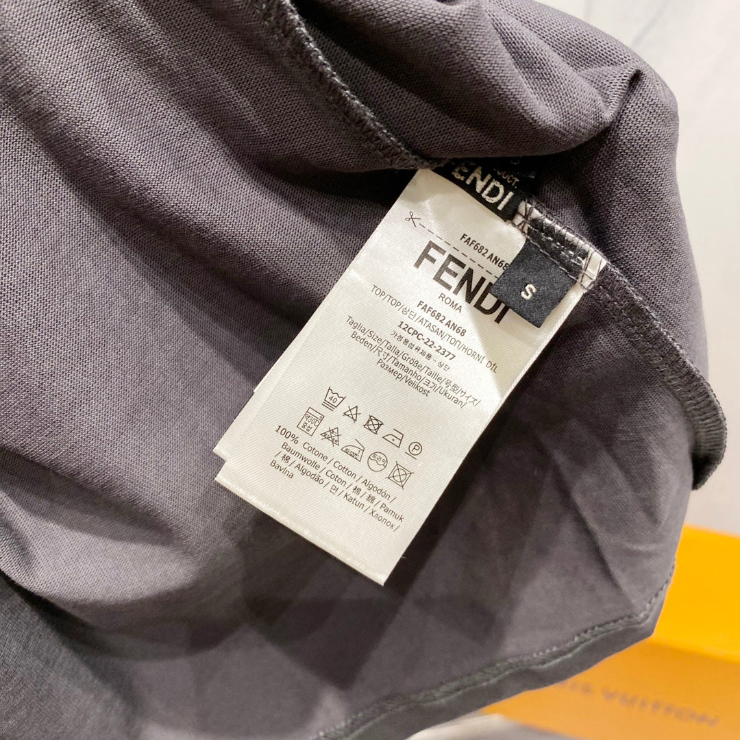 LuxluxHouse Best Quality Clothes Fendi T-shirt
