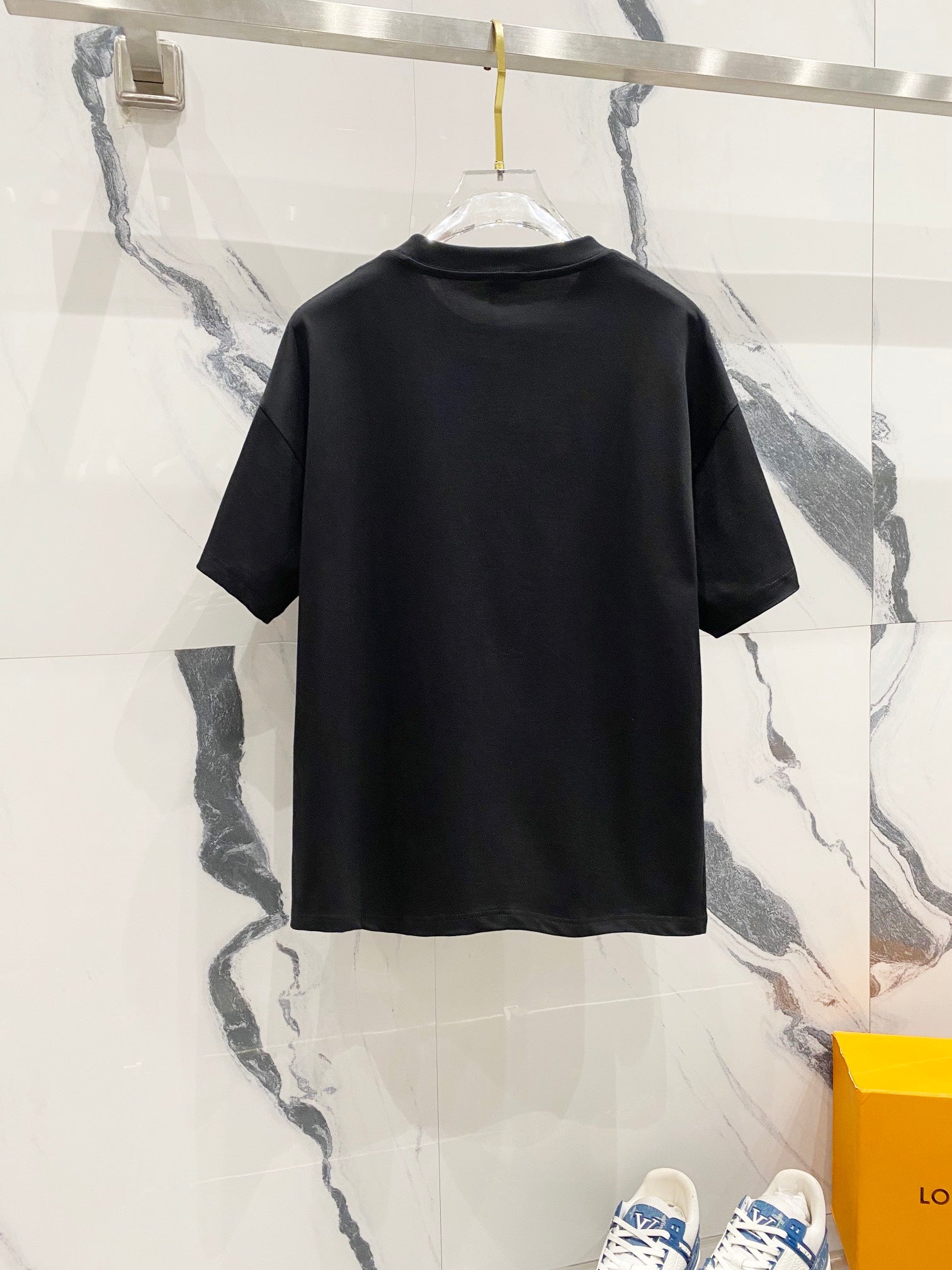 LuxluxHouse Best Quality Clothes T-shirt Loewe