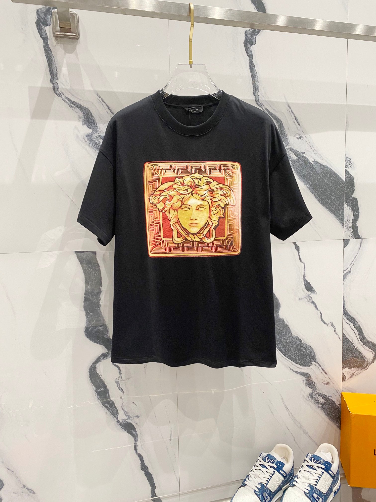 LuxluxHouse Best Quality Clothes Versace T-shirt