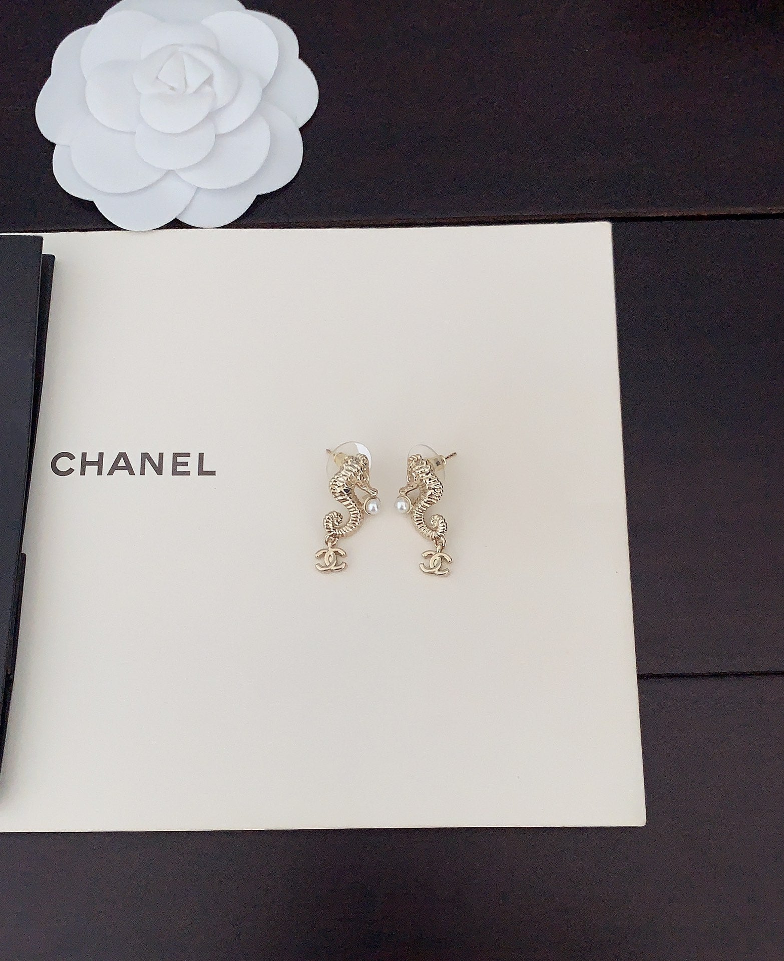 LuxluxHouse Best Quality Accessories Chanel