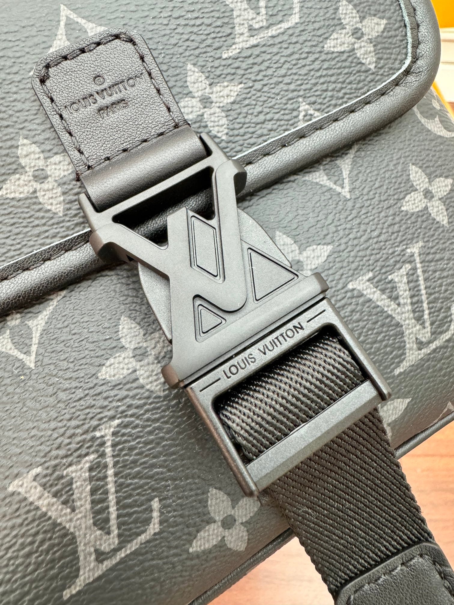 LuxluxHouse Best Quality Bags Best Louis Vuitton Men