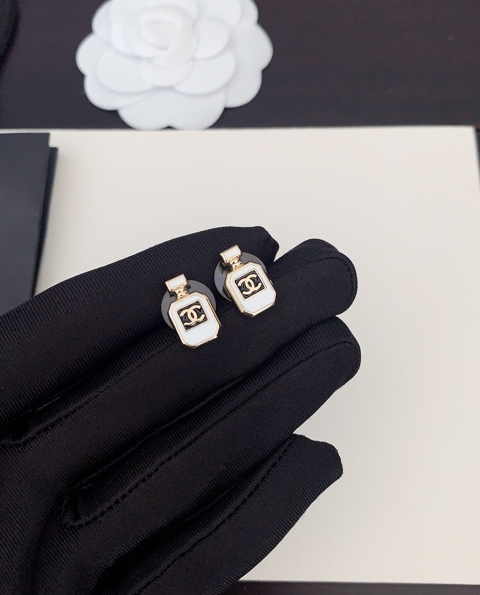 LuxluxHouse Best Quality Accessories Chanel