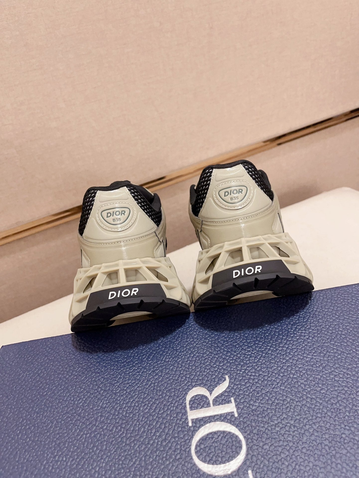 LuxluxHouse Best Quality Shoes Dior