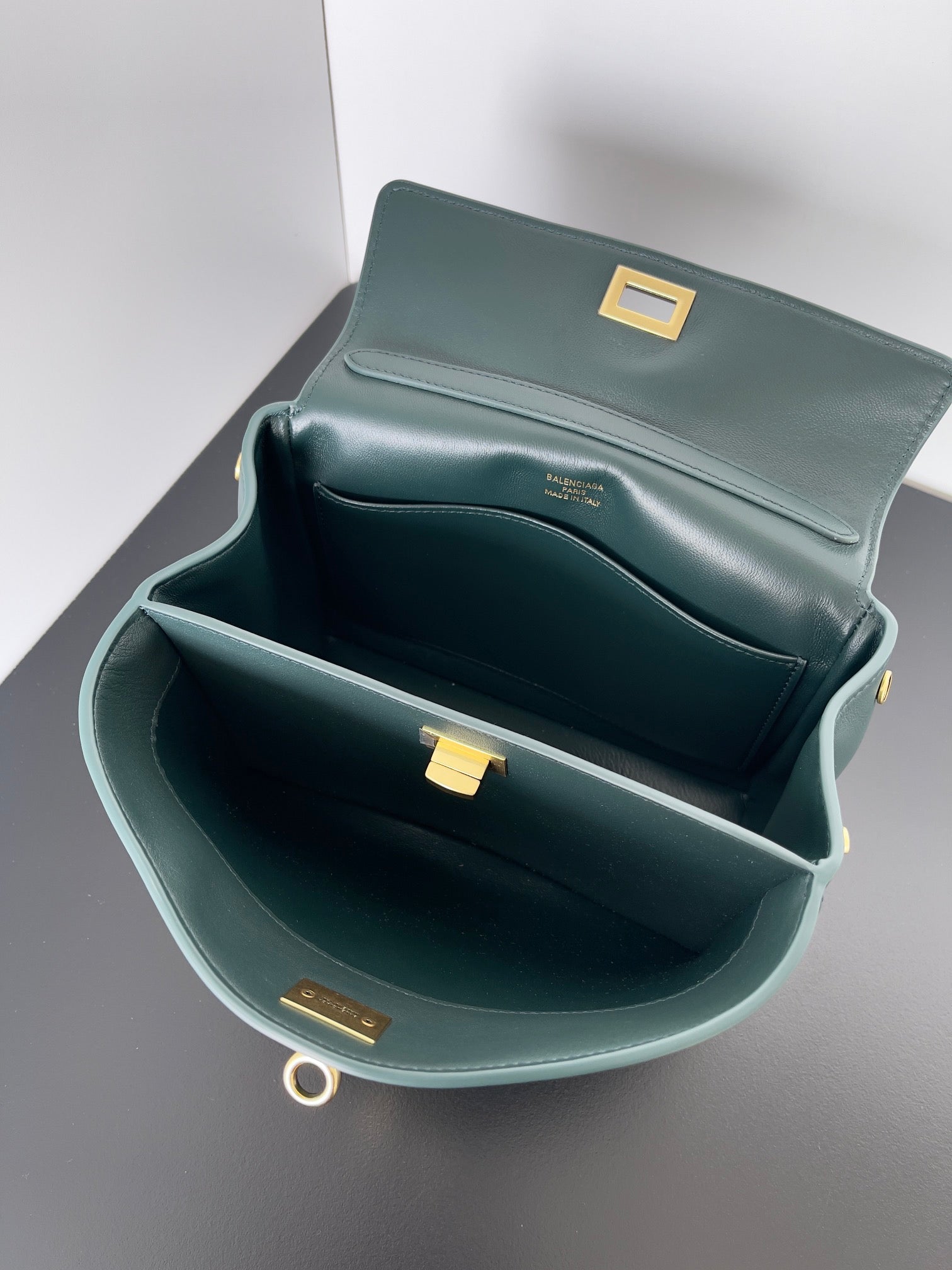 LuxluxHouse Best Quality Bags Balenciaga