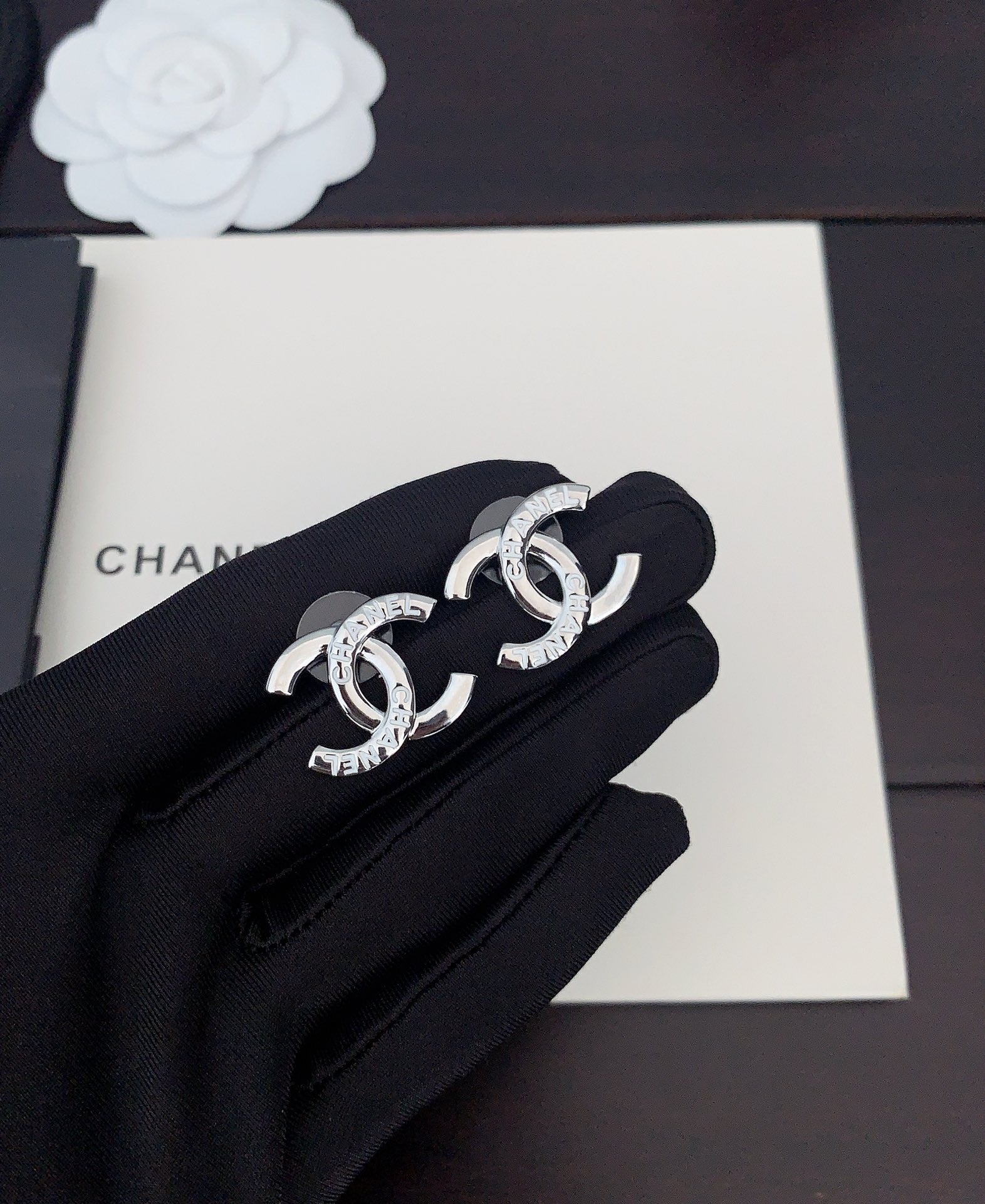 LuxluxHouse Best Quality Accessories Chanel