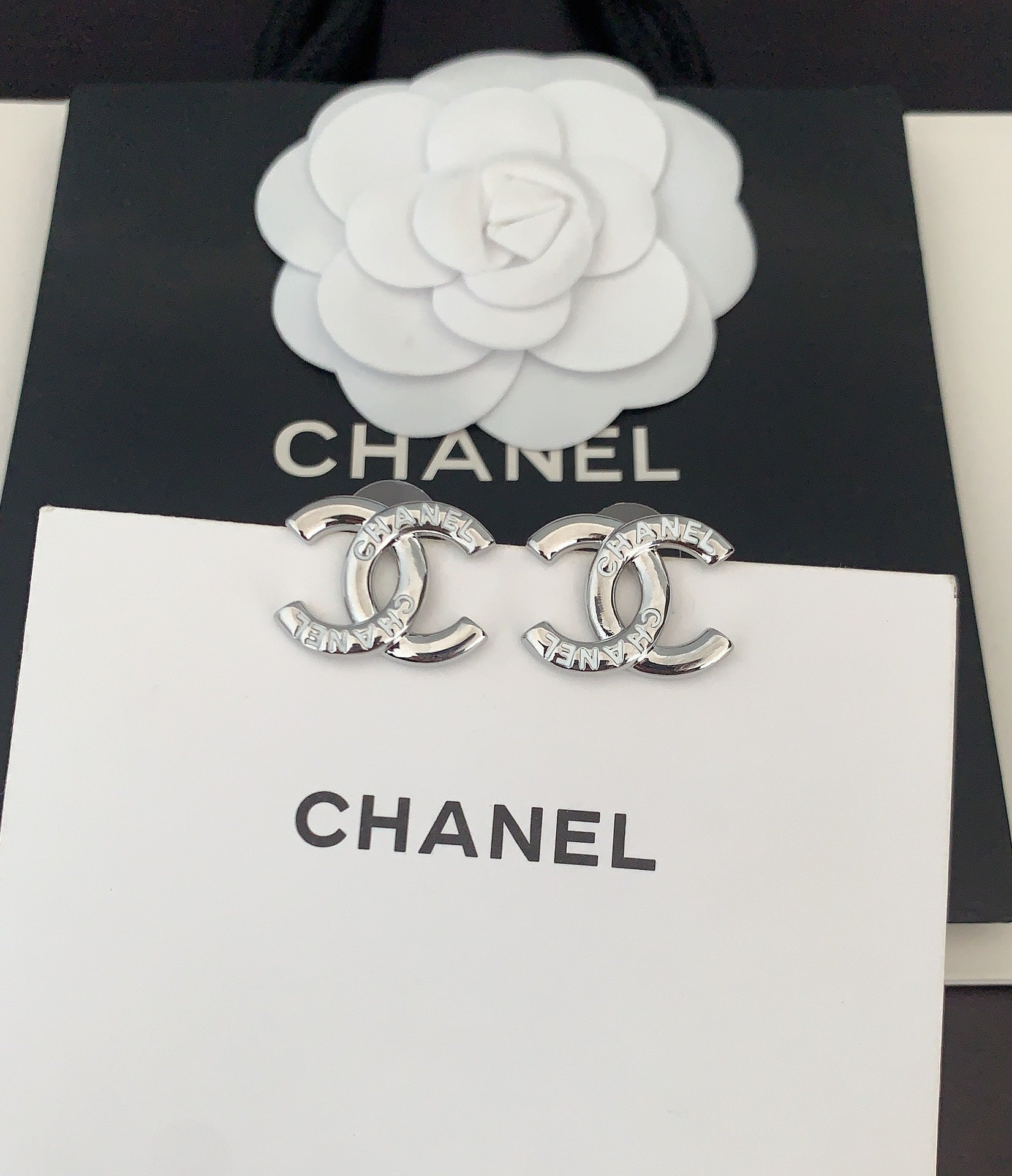 LuxluxHouse Best Quality Accessories Chanel