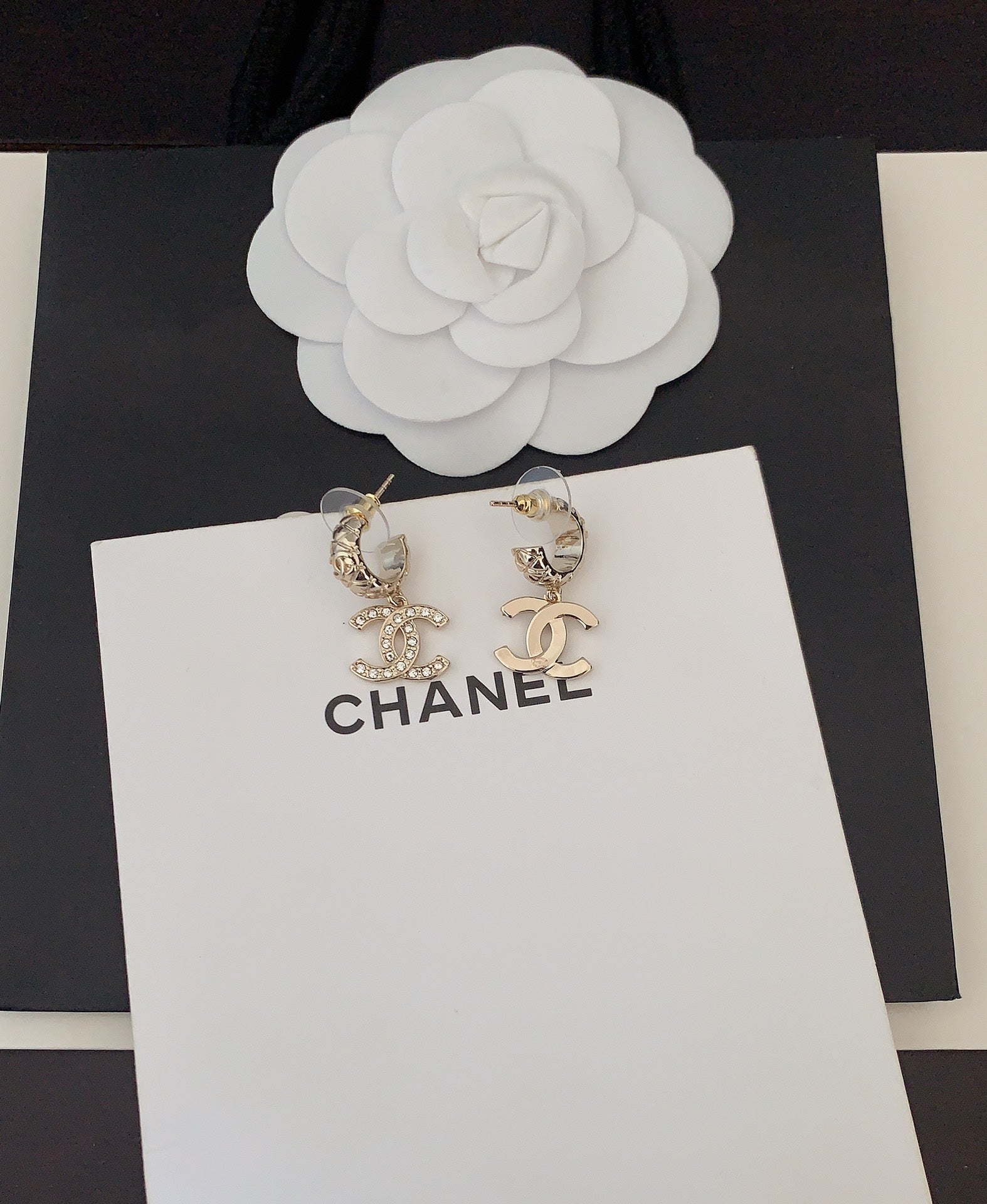 LuxluxHouse Best Quality Accessories Chanel