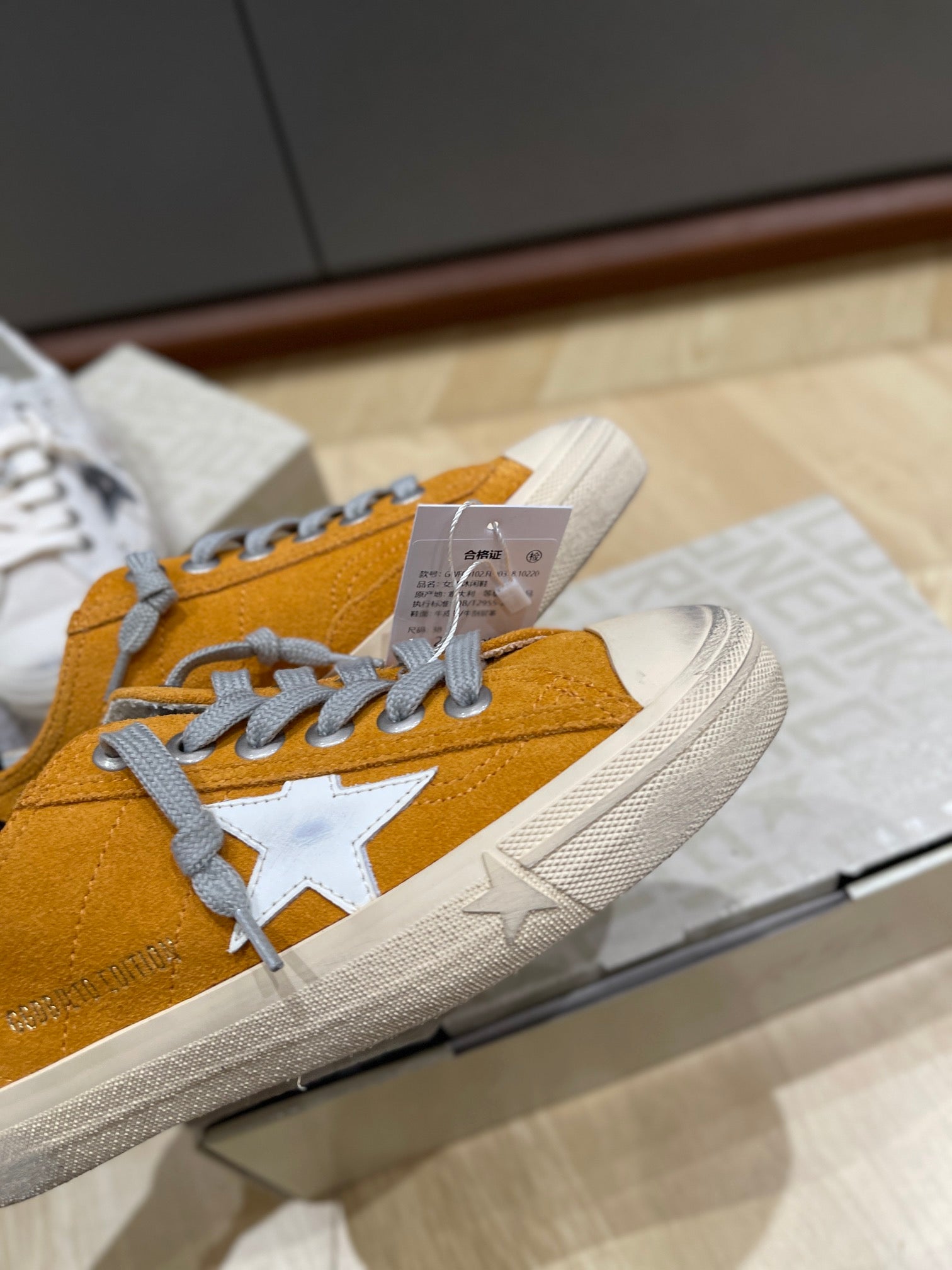 LuxluxHouse Best Quality Shoes Golden Goose