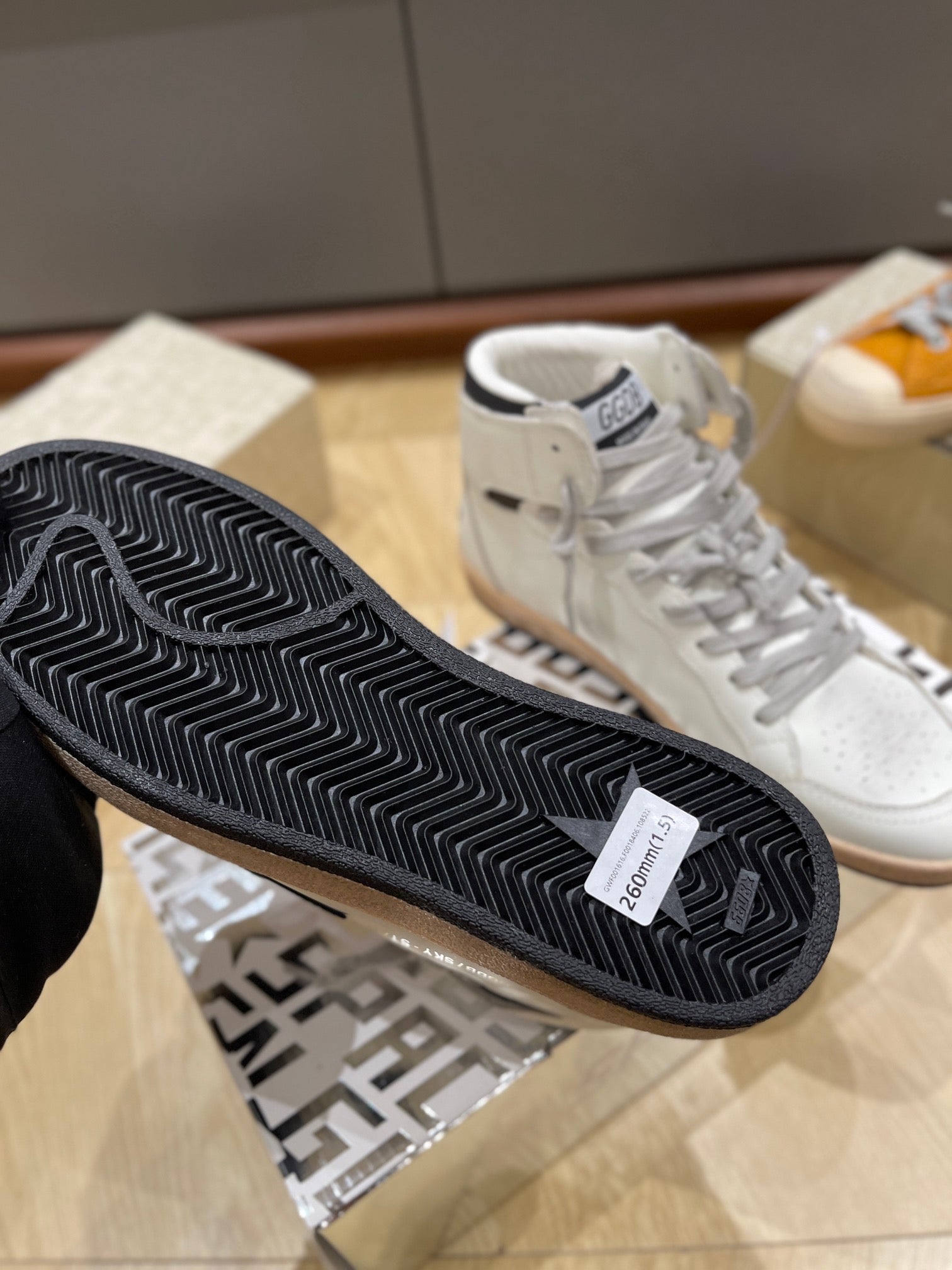 LuxluxHouse Best Quality Shoes Golden Goose