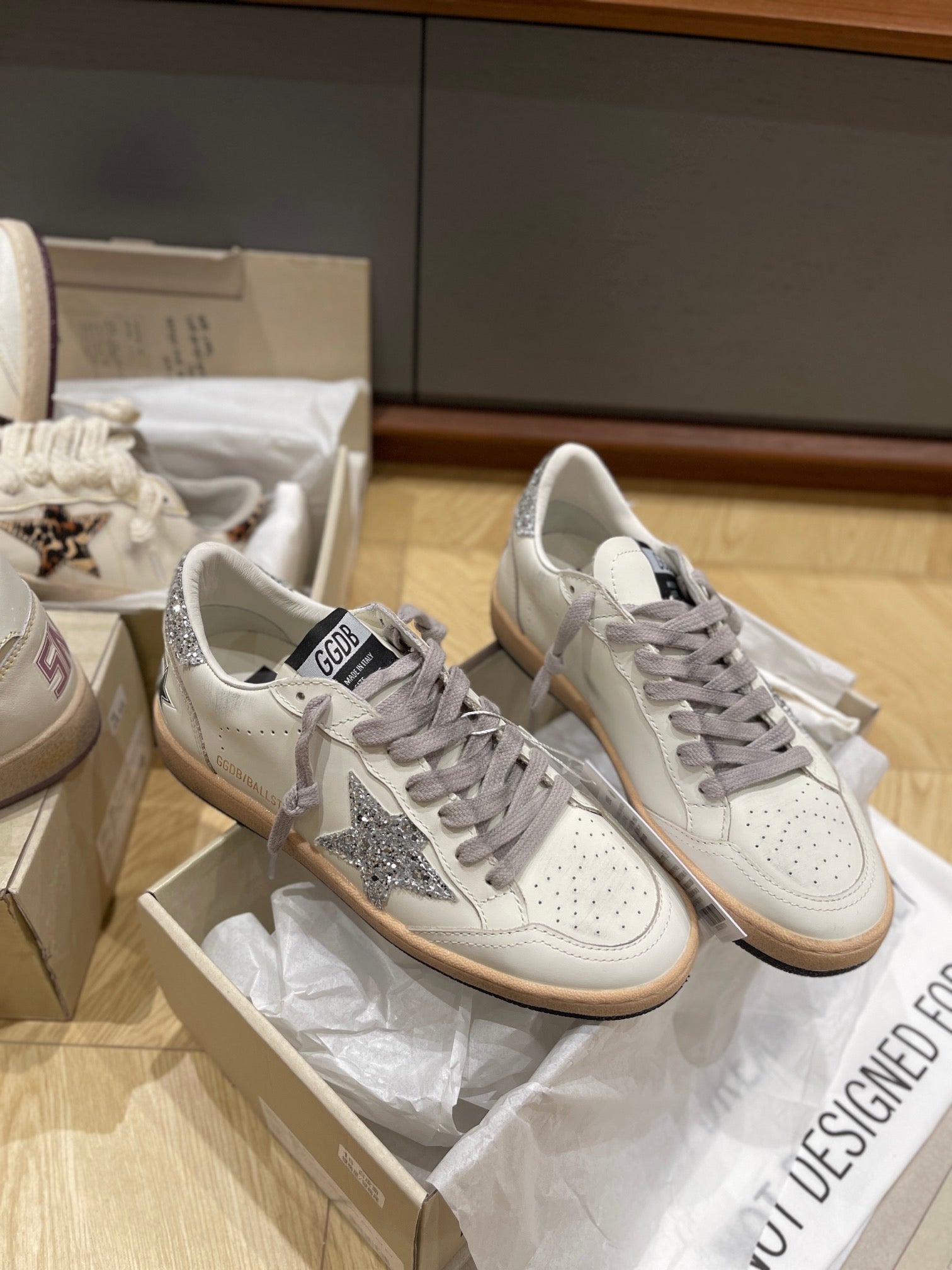 LuxluxHouse Best Quality Shoes Golden Goose