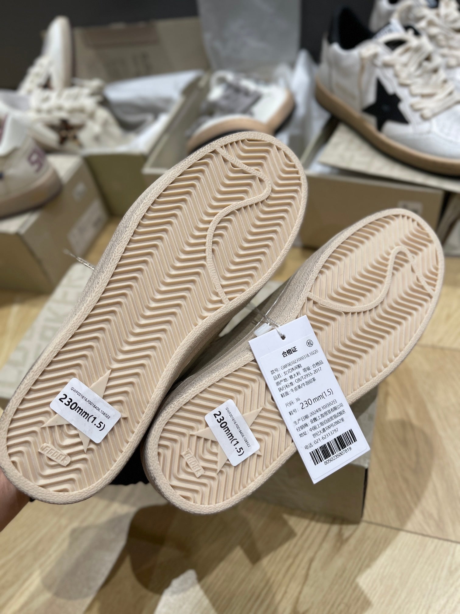 LuxluxHouse Best Quality Shoes Golden Goose