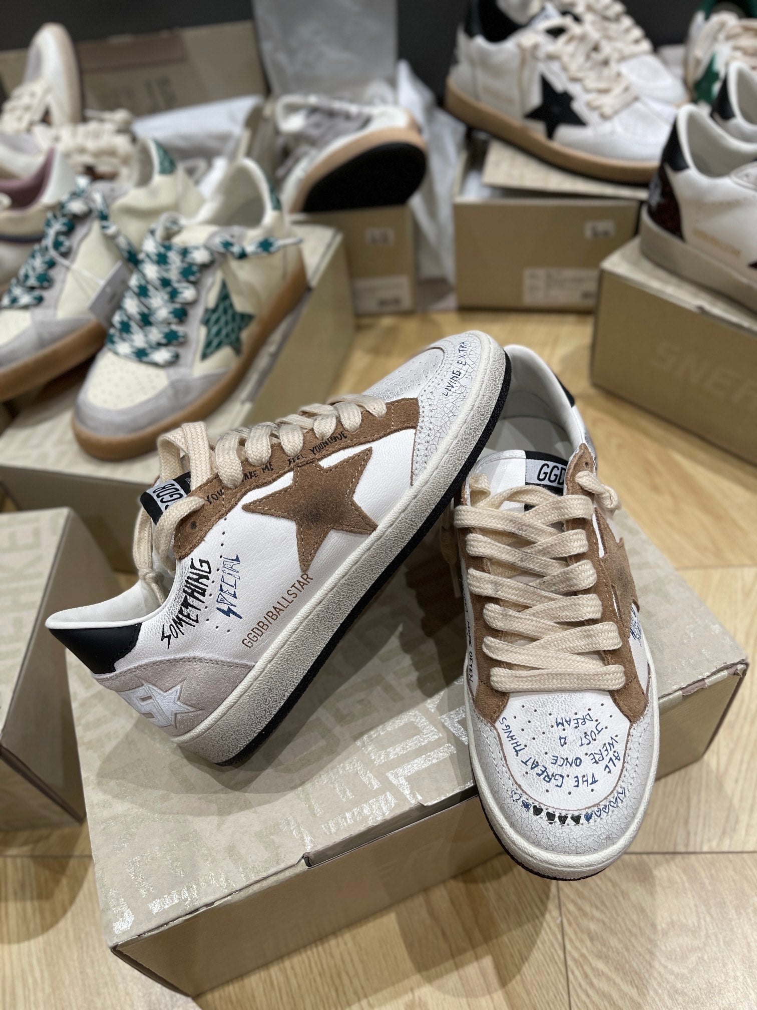 LuxluxHouse Best Quality Shoes Golden Goose