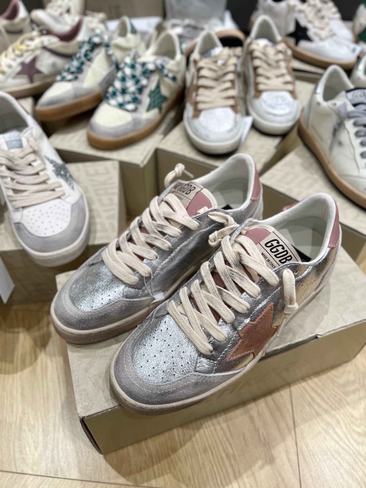 LuxluxHouse Best Quality Shoes Golden Goose