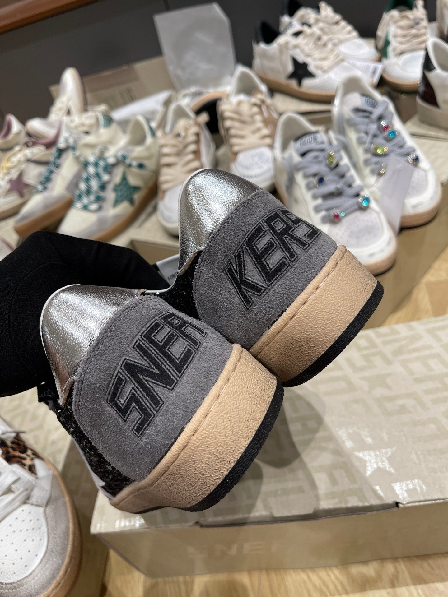 LuxluxHouse Best Quality Shoes Golden Goose