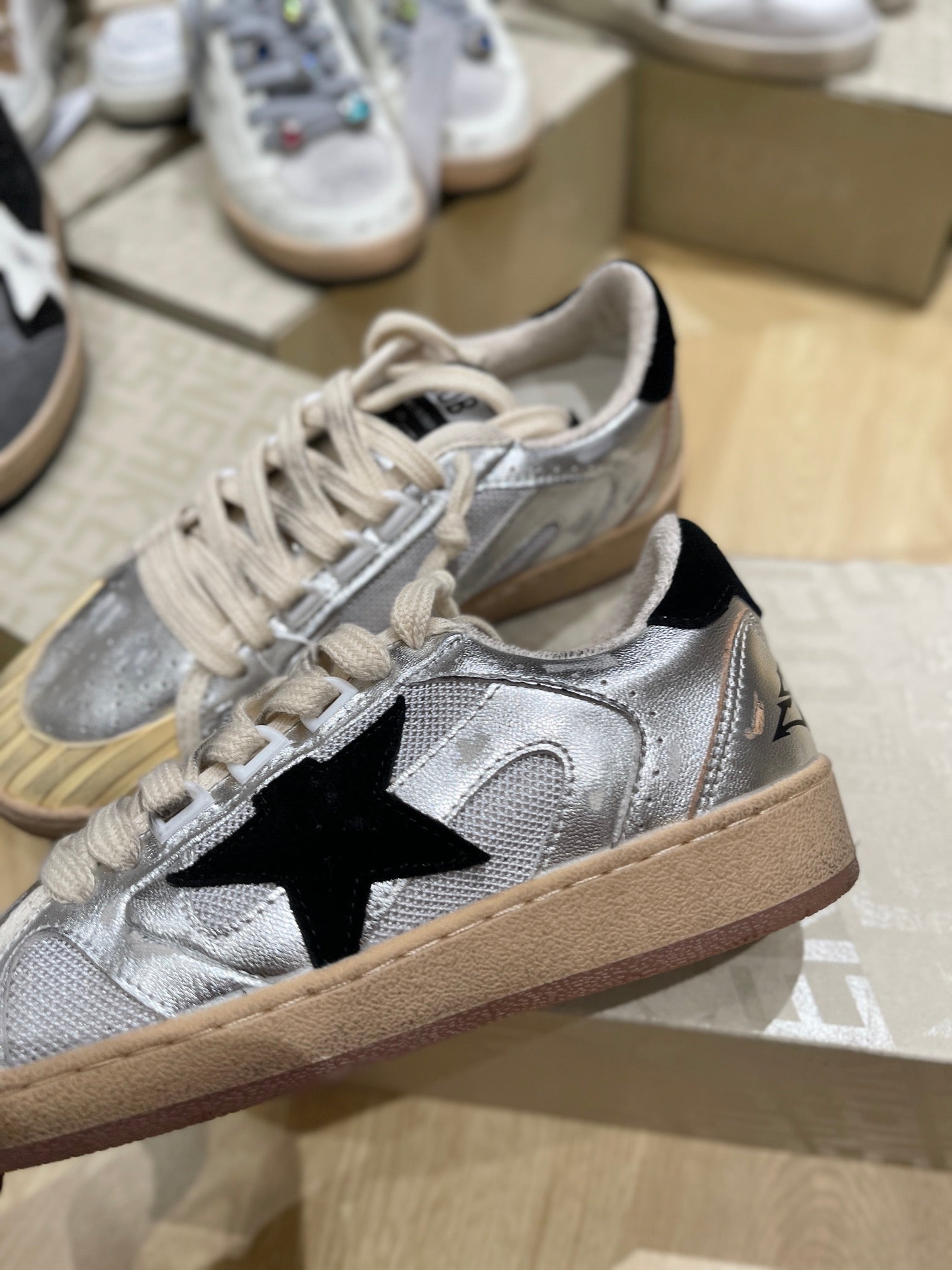 LuxluxHouse Best Quality Shoes Golden Goose