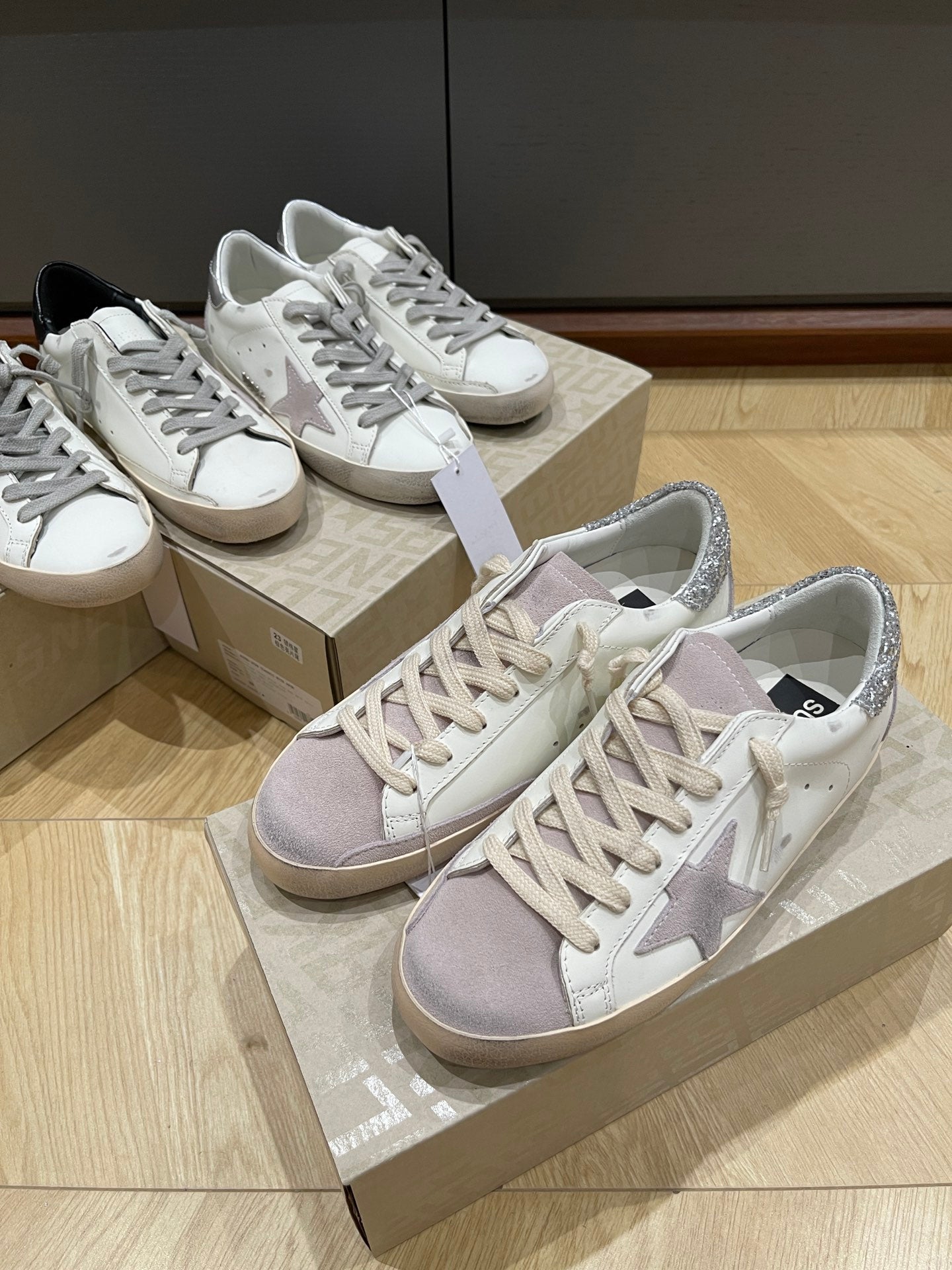 LuxluxHouse Best Quality Shoes Golden Goose