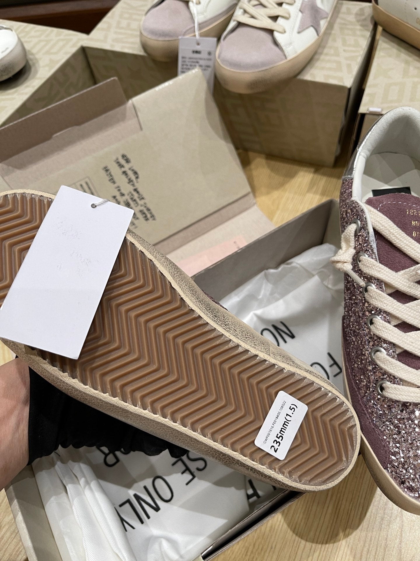 LuxluxHouse Best Quality Shoes Golden Goose