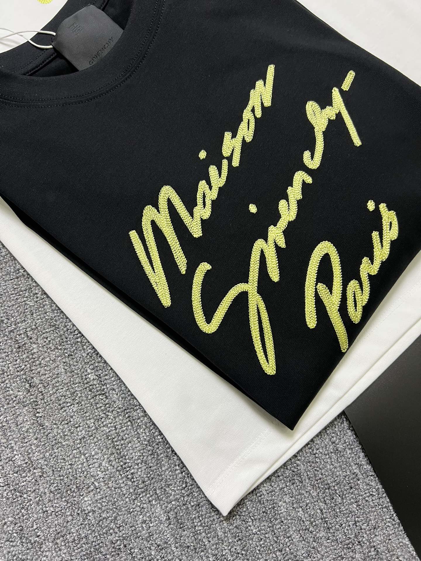 LuxluxHouse Best Quality Clothes Givenchy T-shirt
