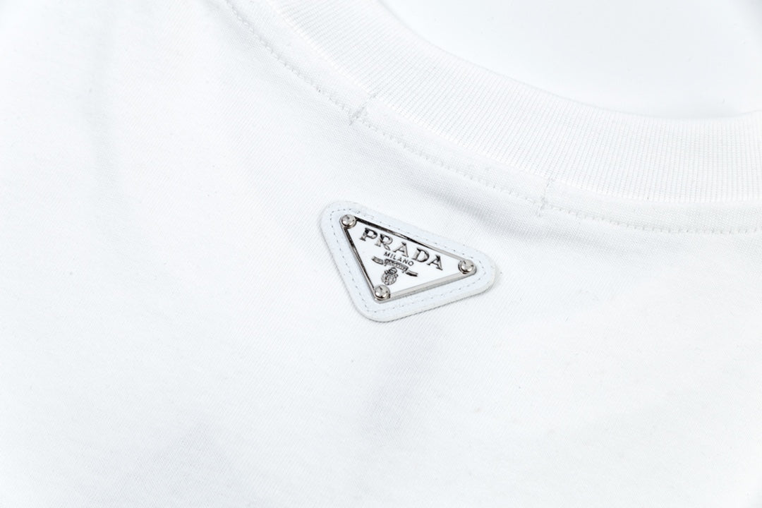 LuxluxHouse Best Quality Clothes T-shirt Prada