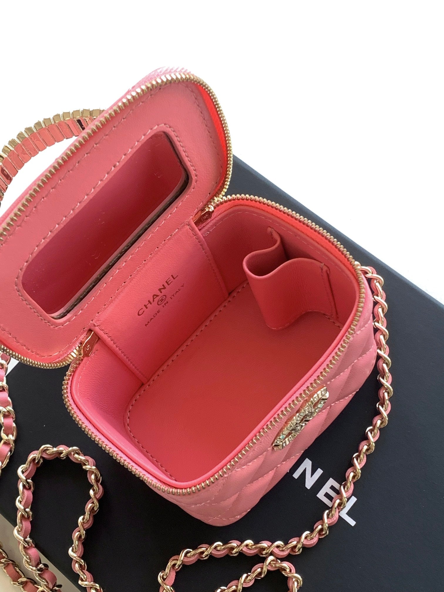 LuxluxHouse Best Quality Bags Chanel Women