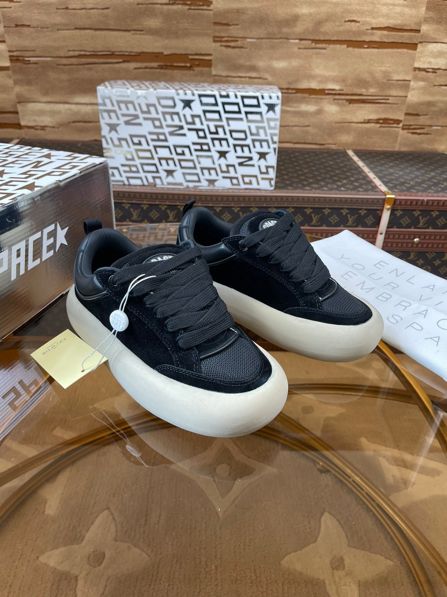 LuxluxHouse Best Quality Shoes Golden Goose