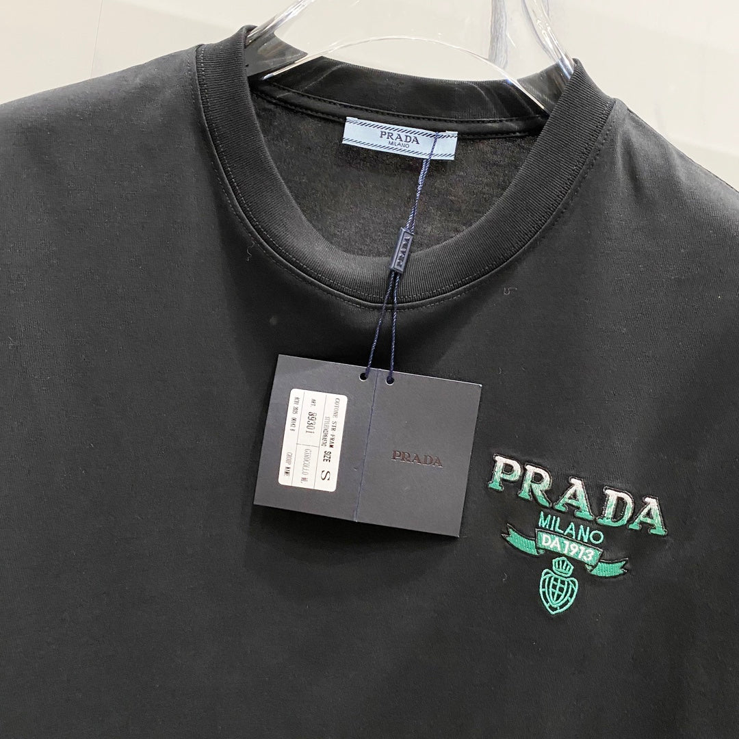 LuxluxHouse Best Quality Clothes T-shirt Prada