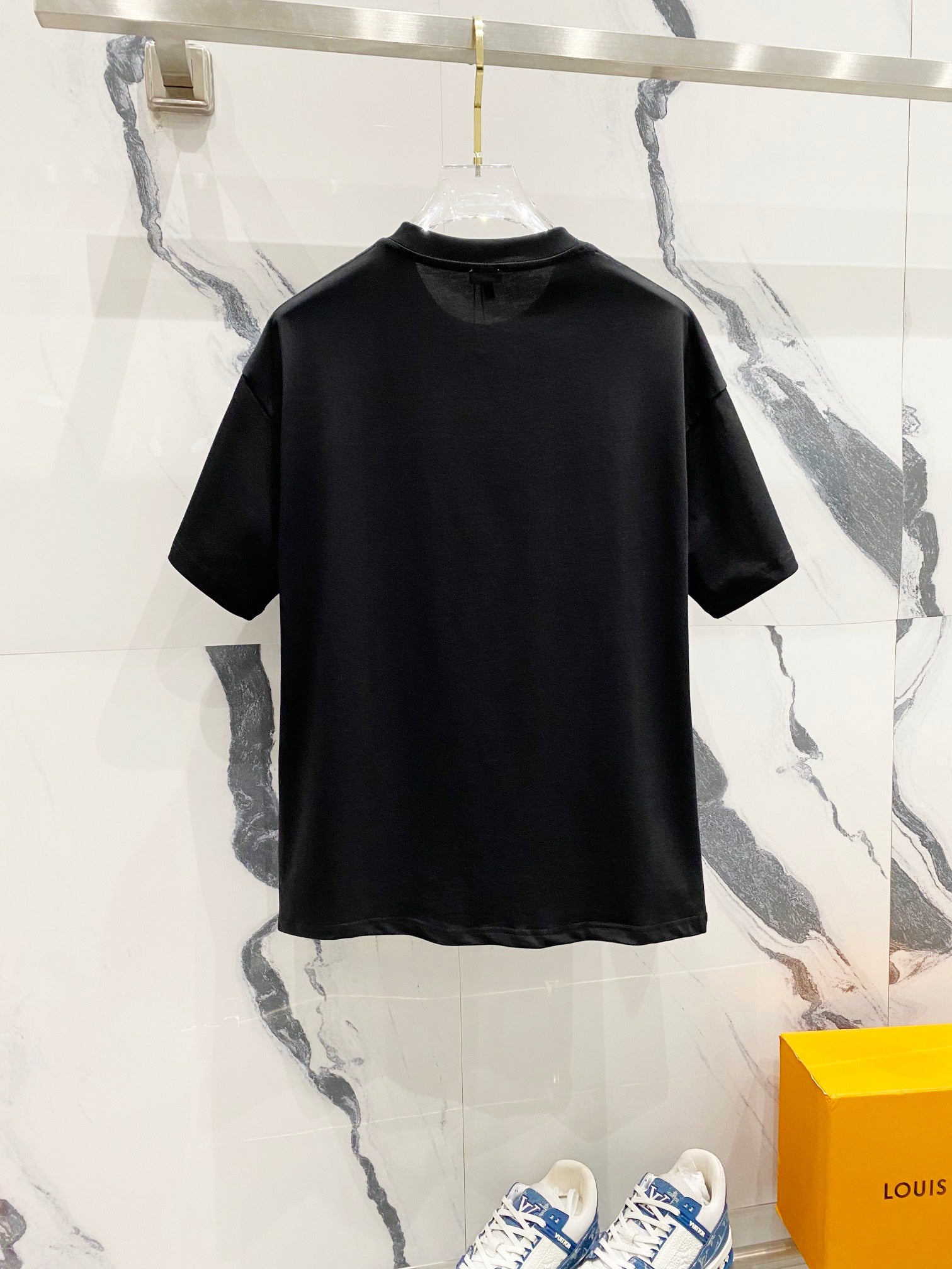 LuxluxHouse Best Quality Clothes T-shirt Loewe