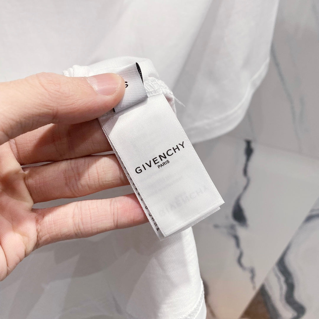 LuxluxHouse Best Quality Clothes Givenchy T-shirt