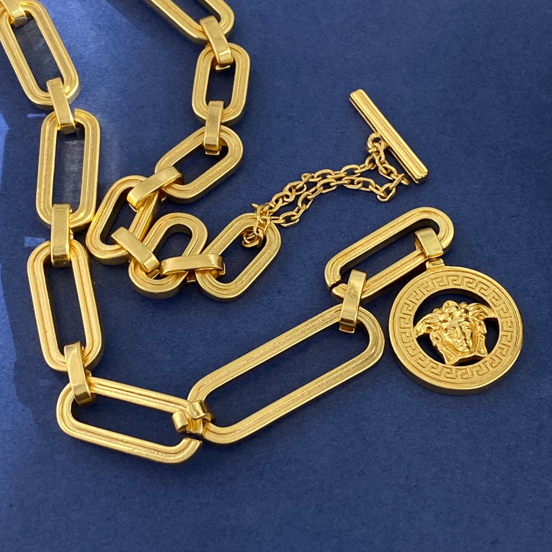 LuxluxHouse Best Quality Accessories Versace