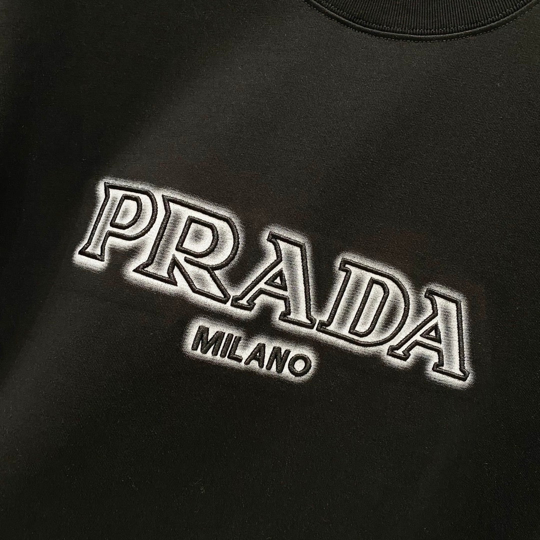 LuxluxHouse Best Quality Clothes T-shirt Prada