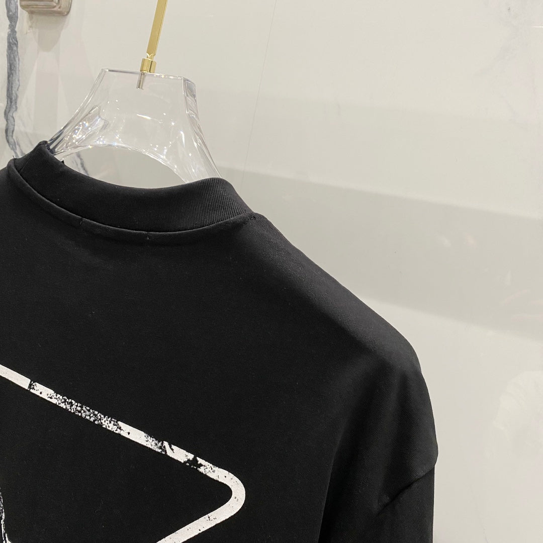 LuxluxHouse Best Quality Clothes T-shirt Prada