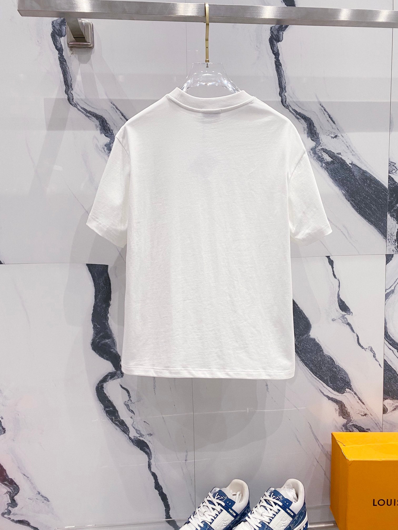LuxluxHouse Best Quality Clothes T-shirt Loewe