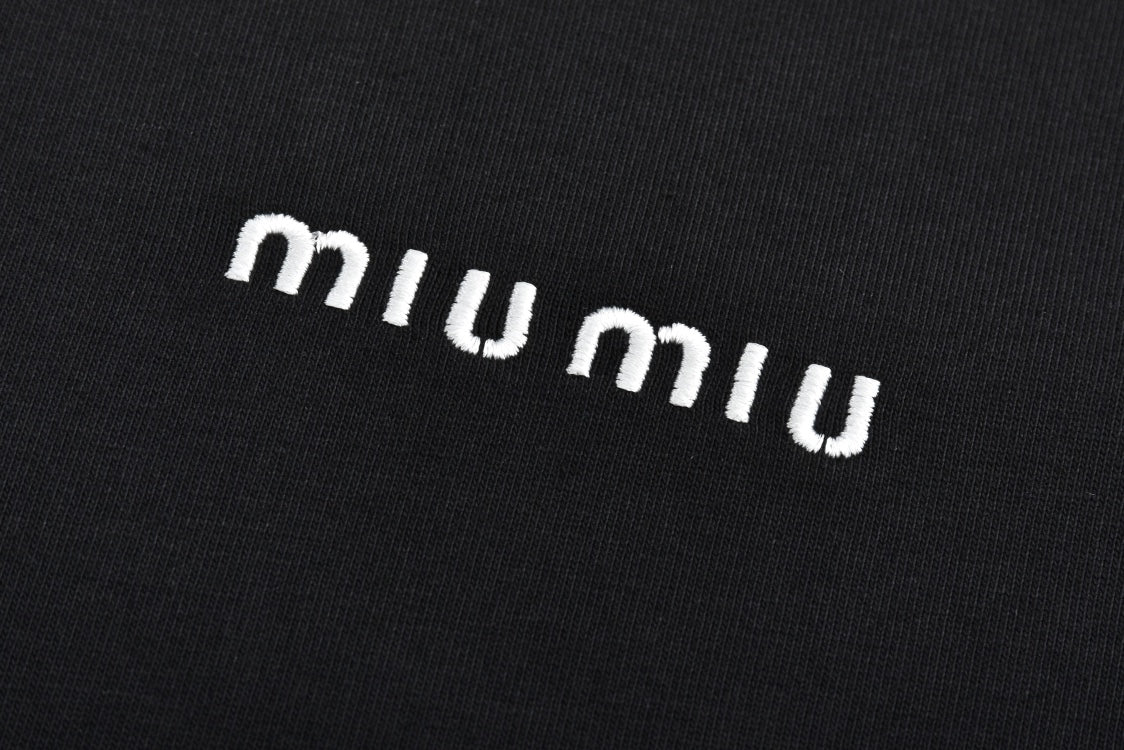 LuxluxHouse Best Quality Clothes Miu Miu T-shirt
