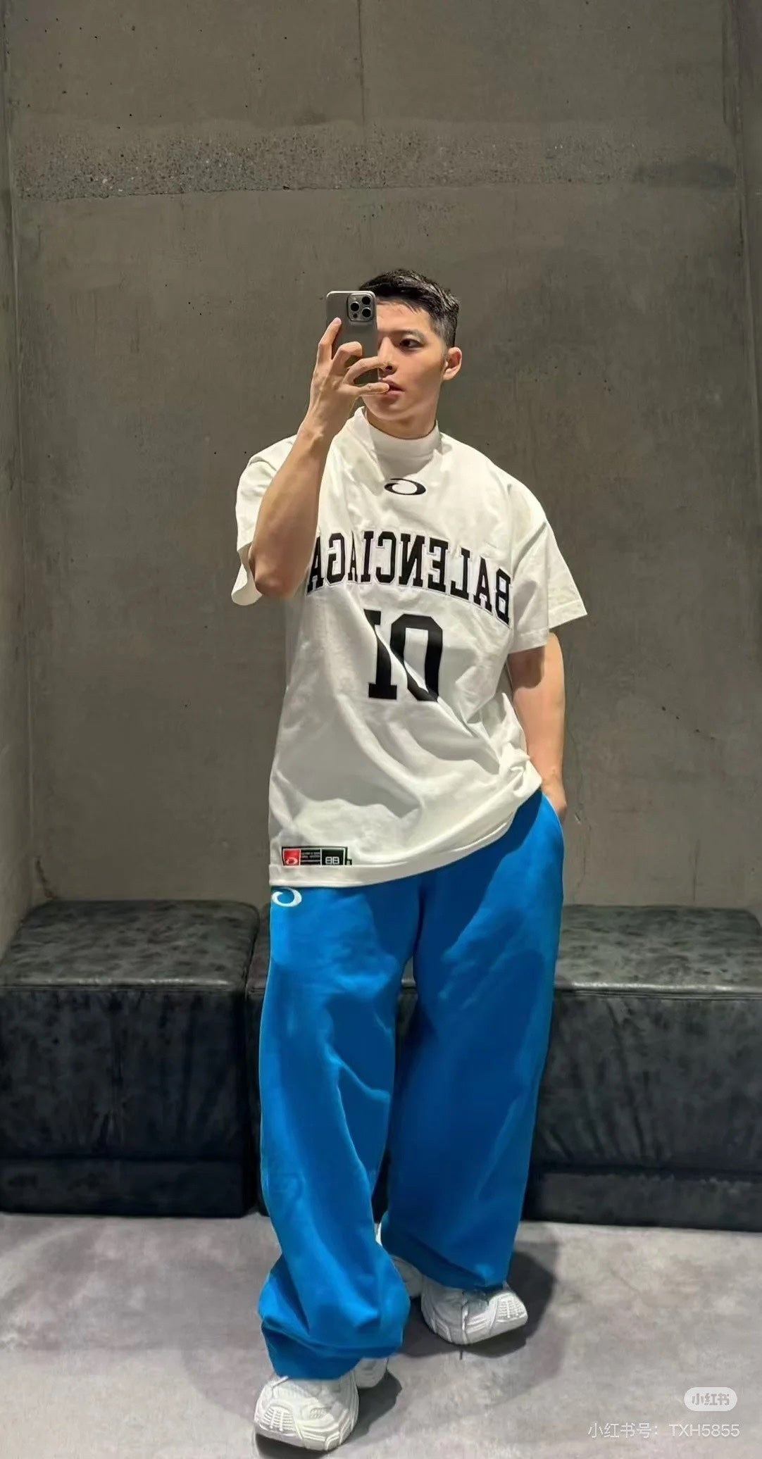 LuxluxHouse Best Quality Clothes Balenciaga T-shirt