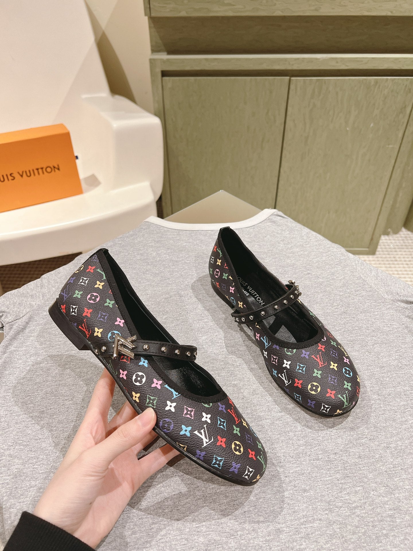 LuxluxHouse Best Quality Women Shoes Louis Vuitton