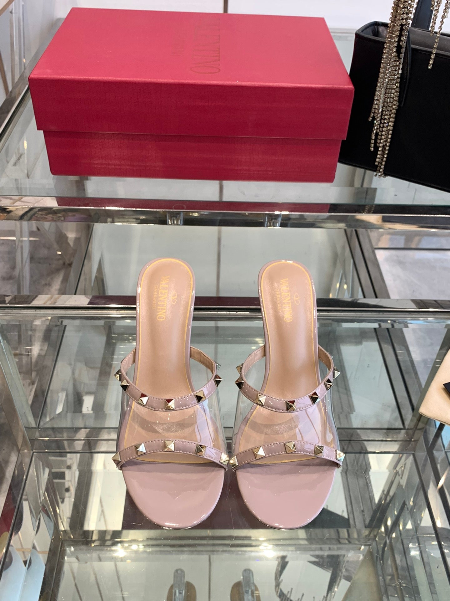 LuxluxHouse Best Quality Valentino Women Shoes