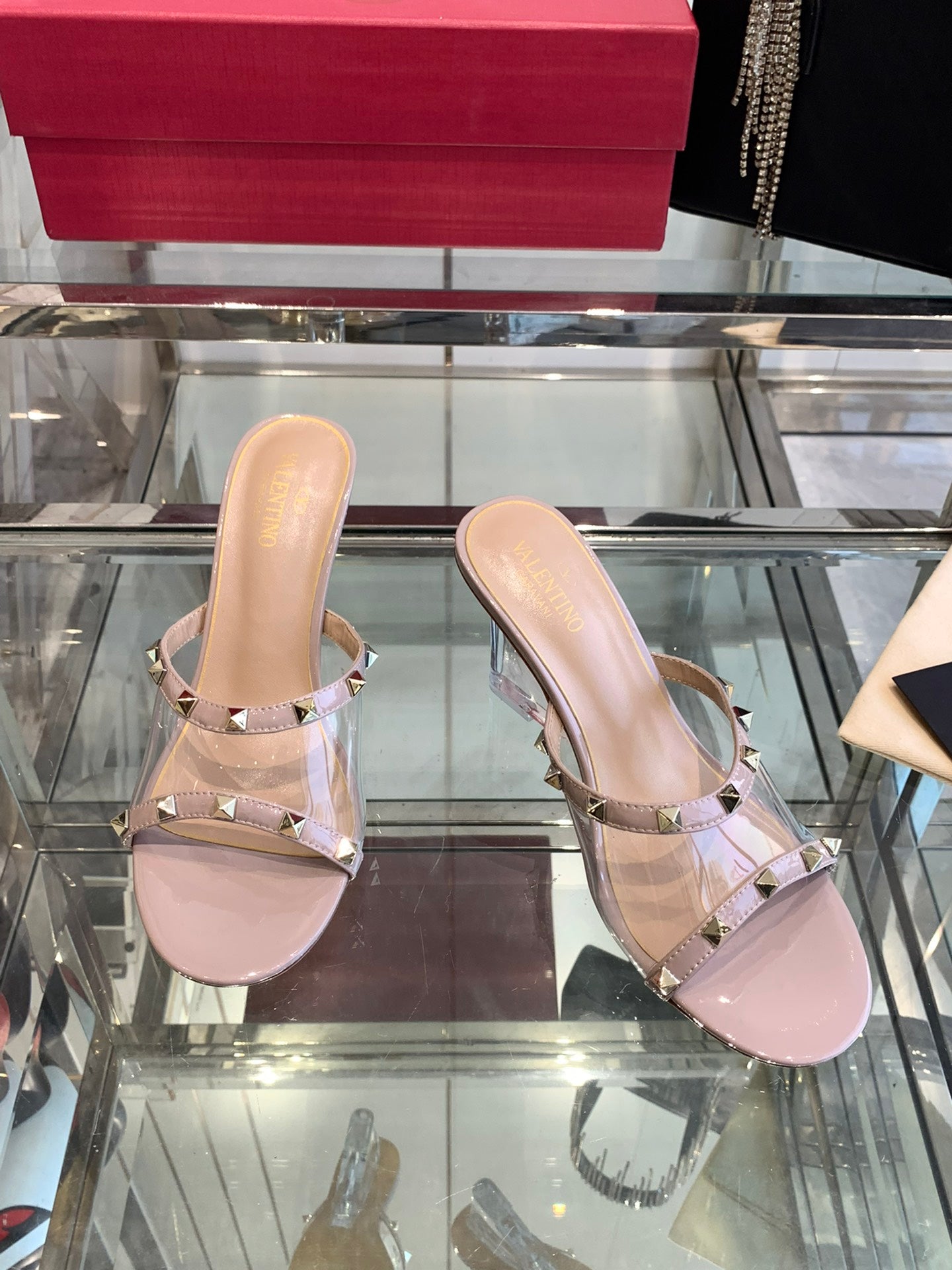 LuxluxHouse Best Quality Valentino Women Shoes