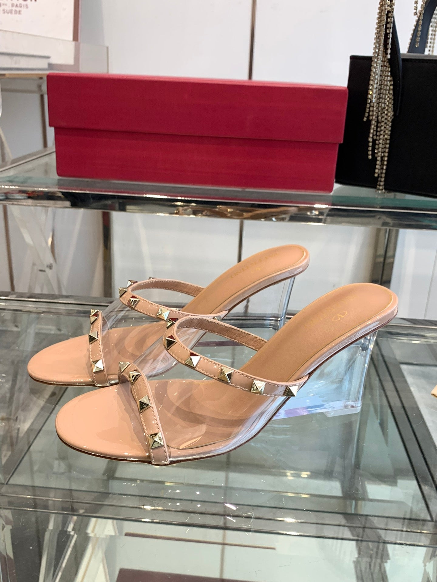 LuxluxHouse Best Quality Valentino Women Shoes
