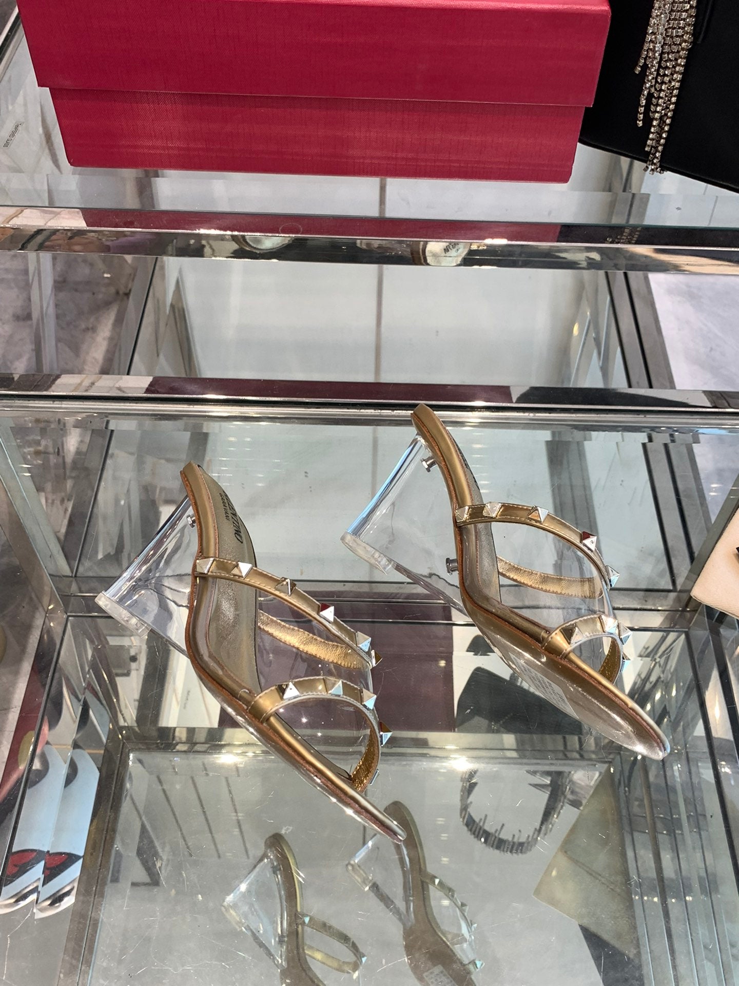 LuxluxHouse Best Quality Valentino Women Shoes
